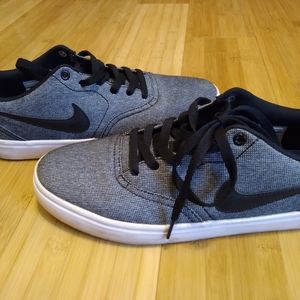 Nike SB Low